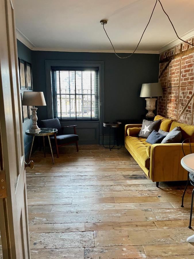 Fabulous Apartment Seconds From Beach By Whitstable-Holidays, Pudding Pan Exterior photo